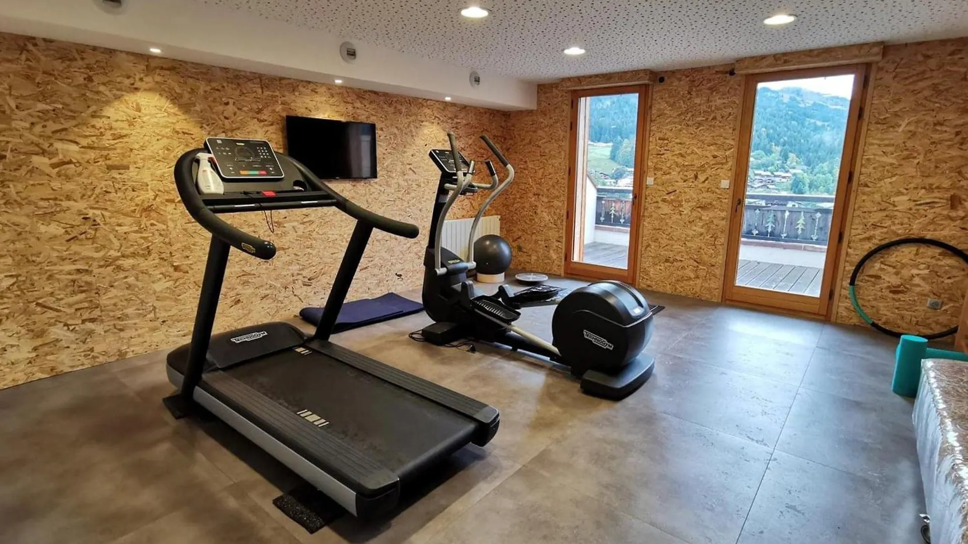 Appartement De Standing 4* Avec Sauna Et Parking - 3 Chambres, 8 Pers, Les Gets - Fr-1-598-11 0*,  France